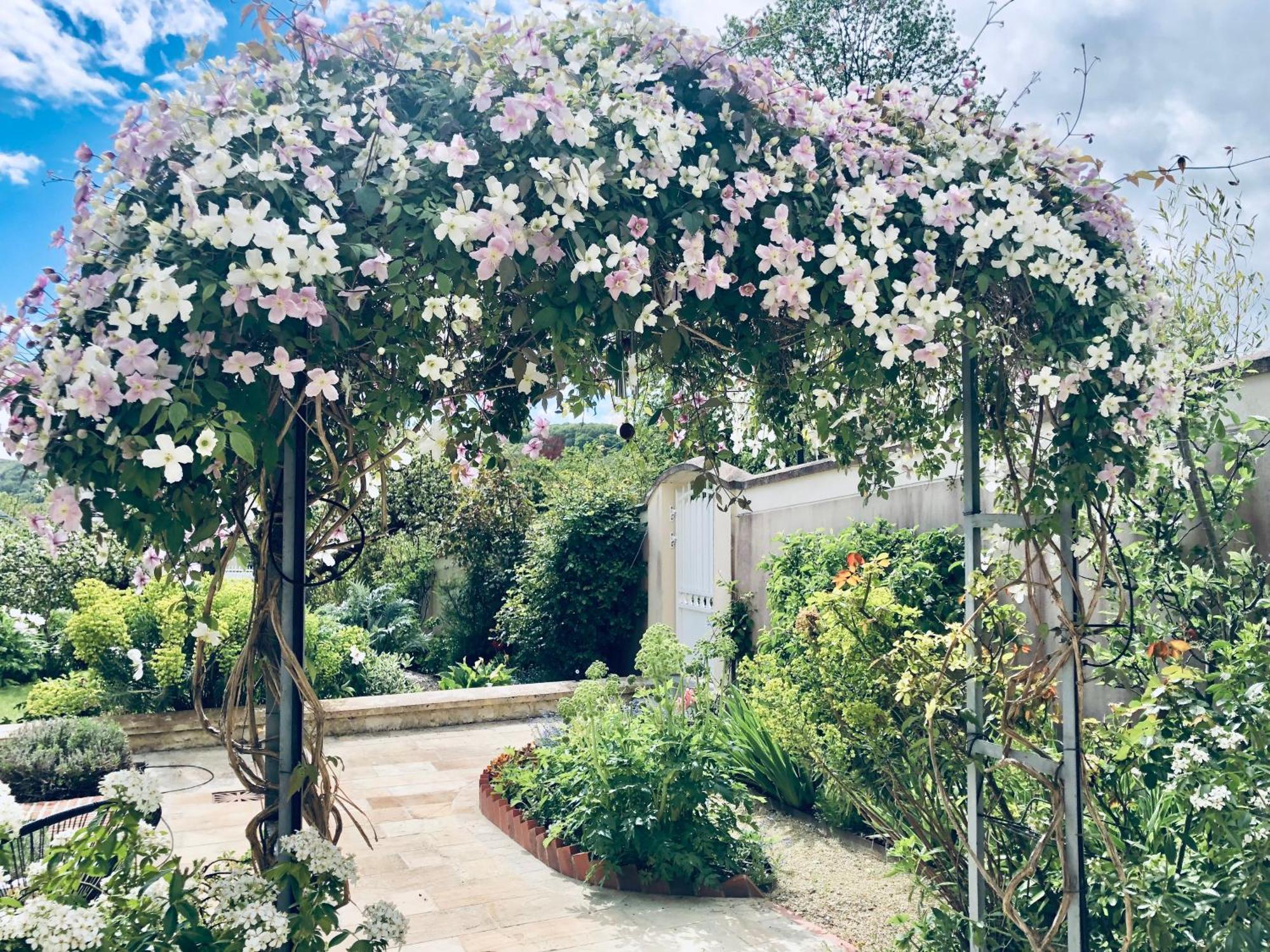 ז'יברני Les Grands Jardins Lodge מראה חיצוני תמונה